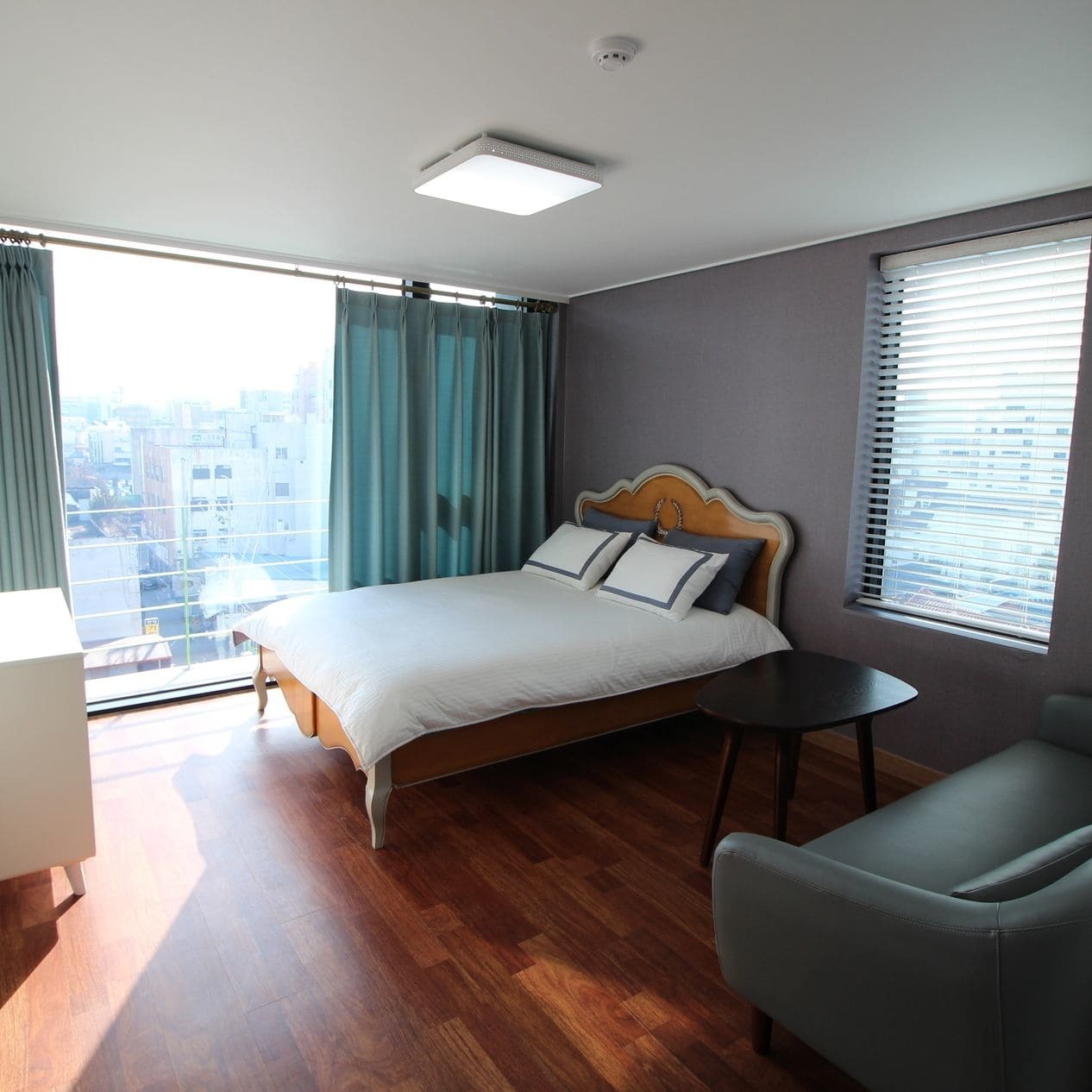 Хостел Guest 145 Gwangju Metropolitan City Екстер'єр фото