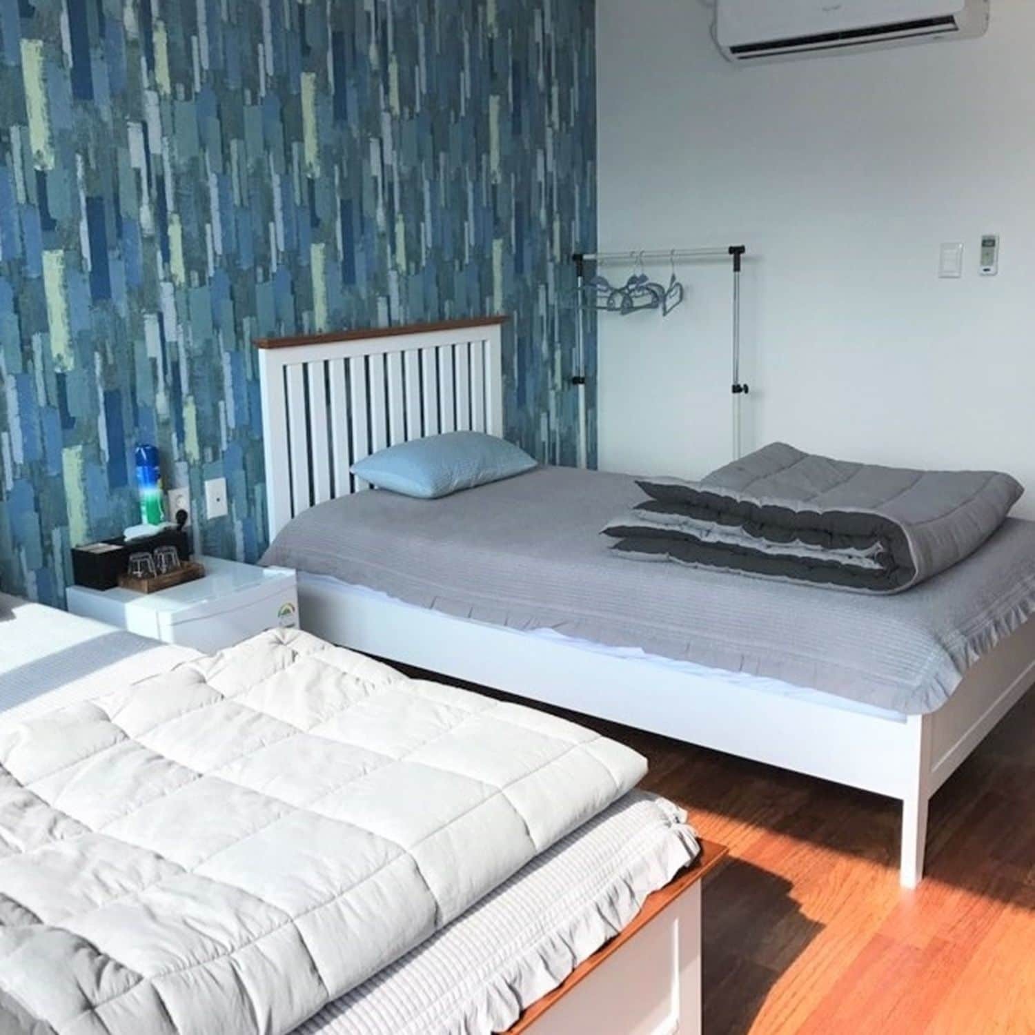 Хостел Guest 145 Gwangju Metropolitan City Екстер'єр фото